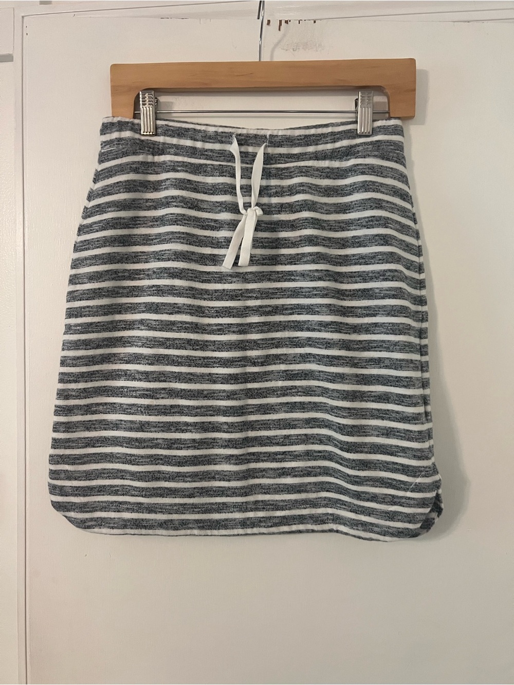 Dakini Gray & White Striped cotton blend Knit Drawstring Mini Skirt size S